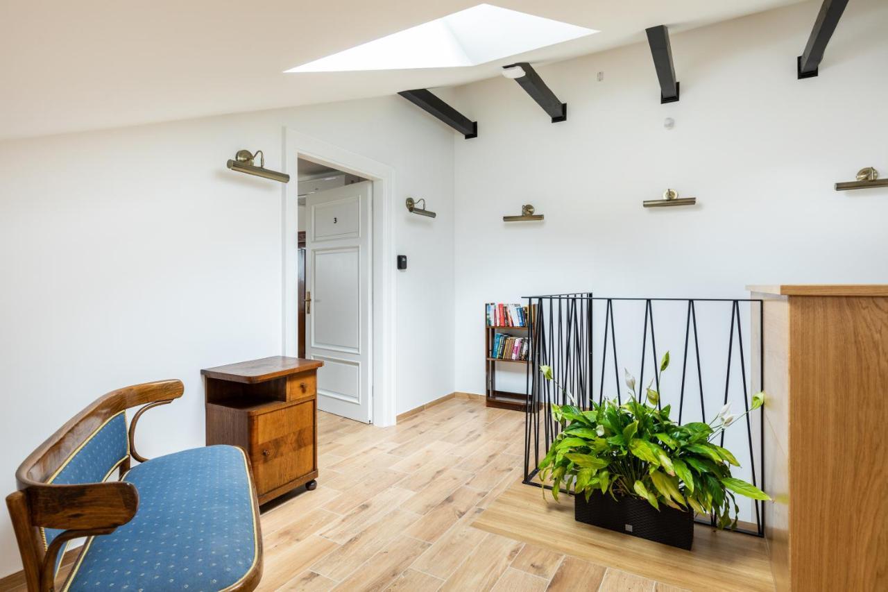 Palac Zieleniewskich Apartamenty Sw Marka 31 Krakow Ngoại thất bức ảnh